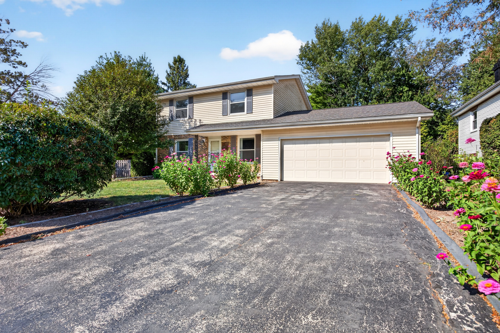 125 S Orr Drive Property Photo 46