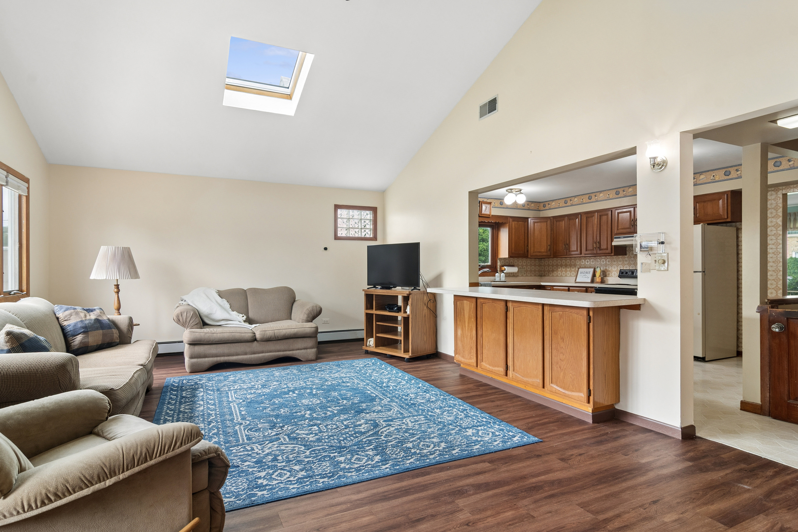 1315 Everett Avenue Property Photo 5