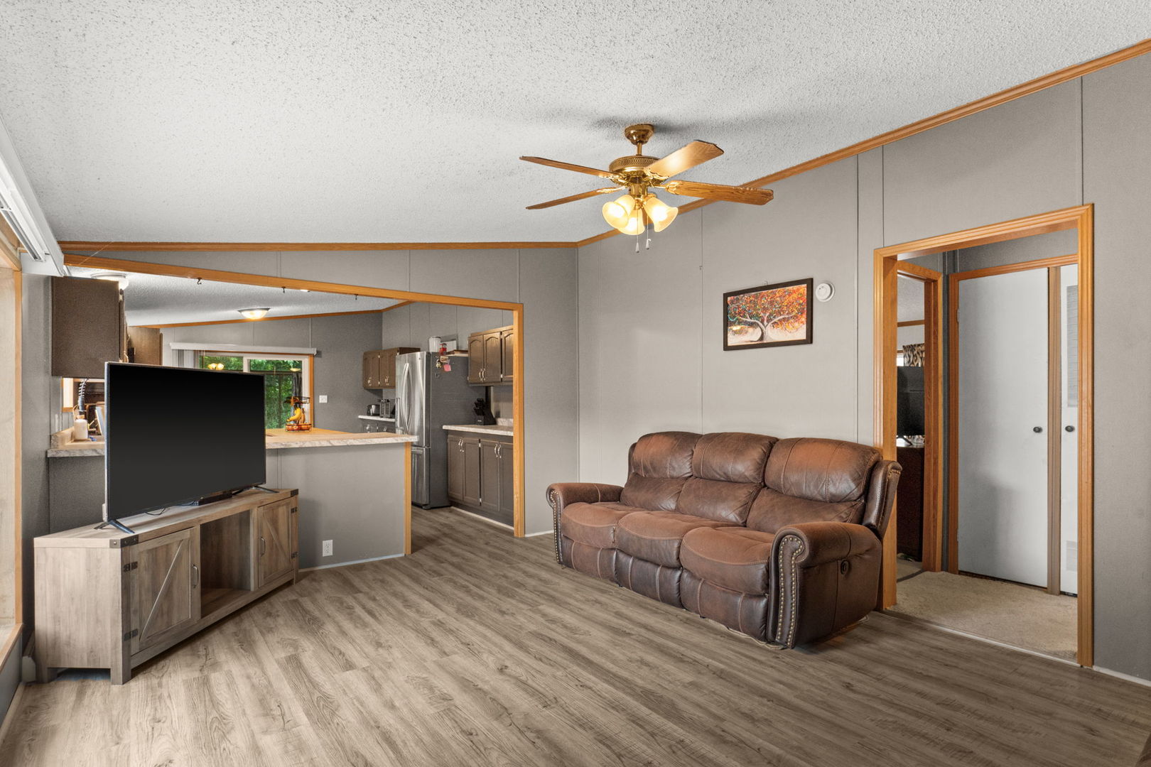 141 Kathryn Lane Property Photo 3