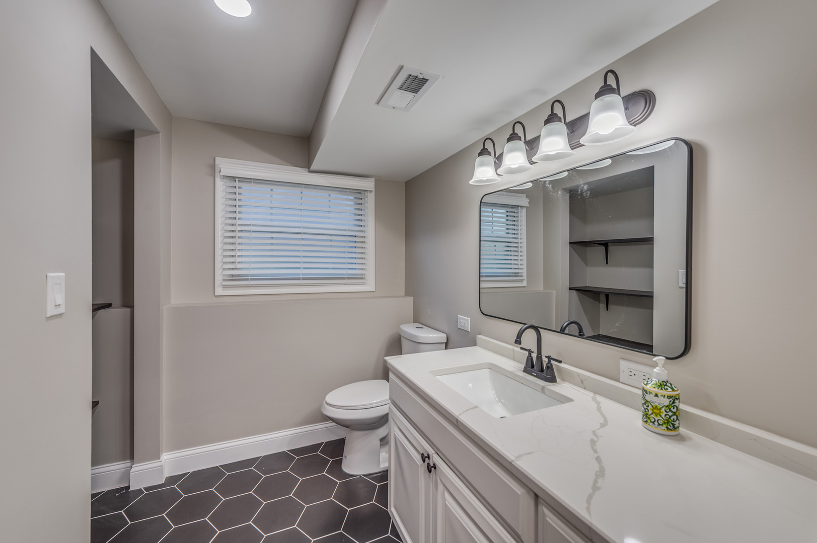 631 Smith Road Property Photo 27