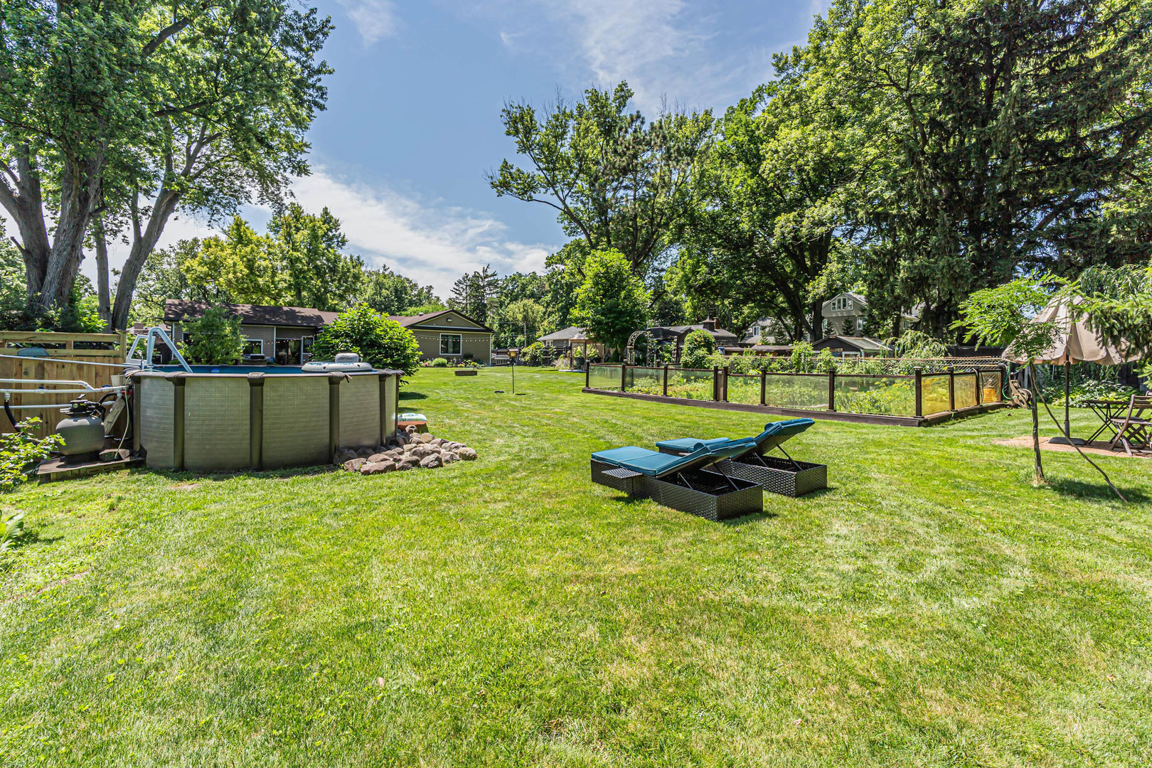 10 E Willow Road Property Photo 32