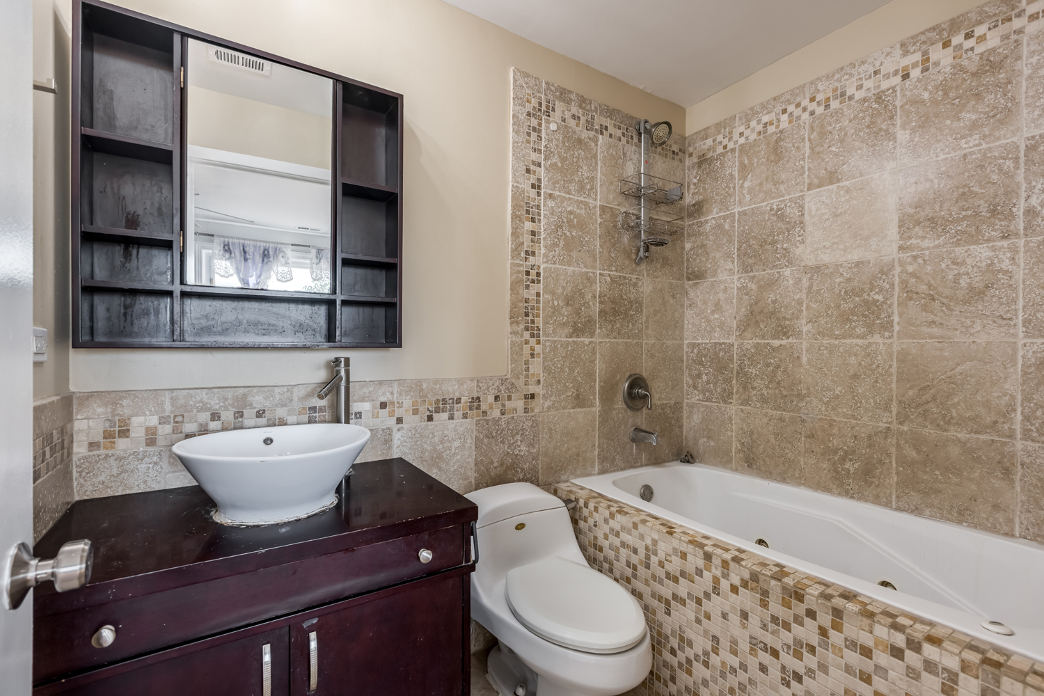 6020 Lincoln Avenue 307 Property Photo 24