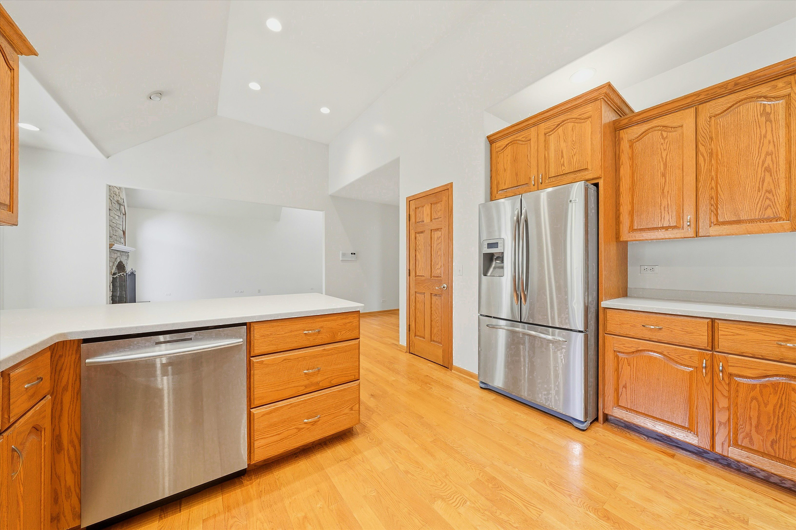 6612 Western Avenue Property Photo 6