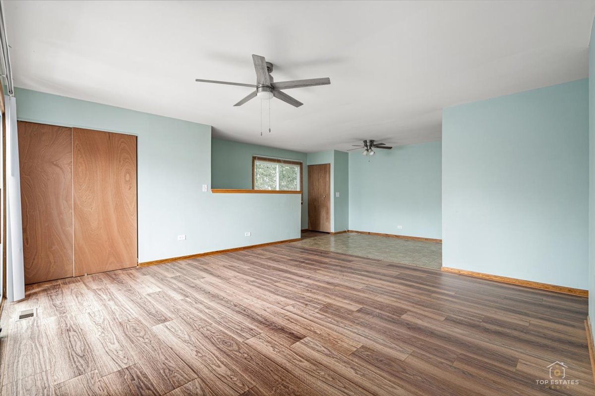 20203 S Fairwood Court D Property Photo 6