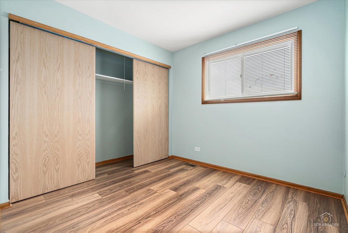 20203 S Fairwood Court D Property Photo 18