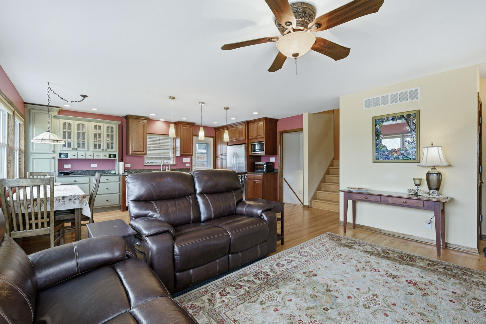 8662 N Ozark Avenue Property Photo 4