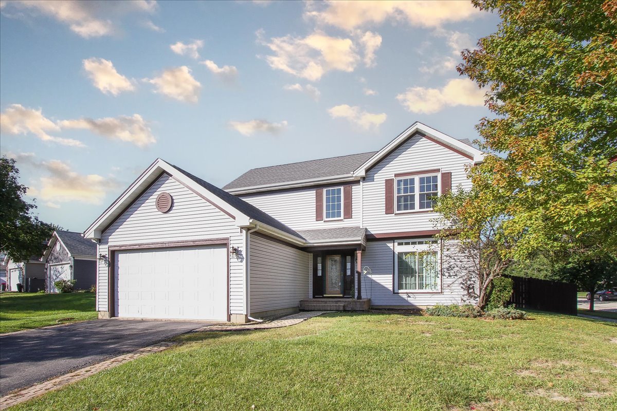 168 S OSAGE Court Property Photo 1