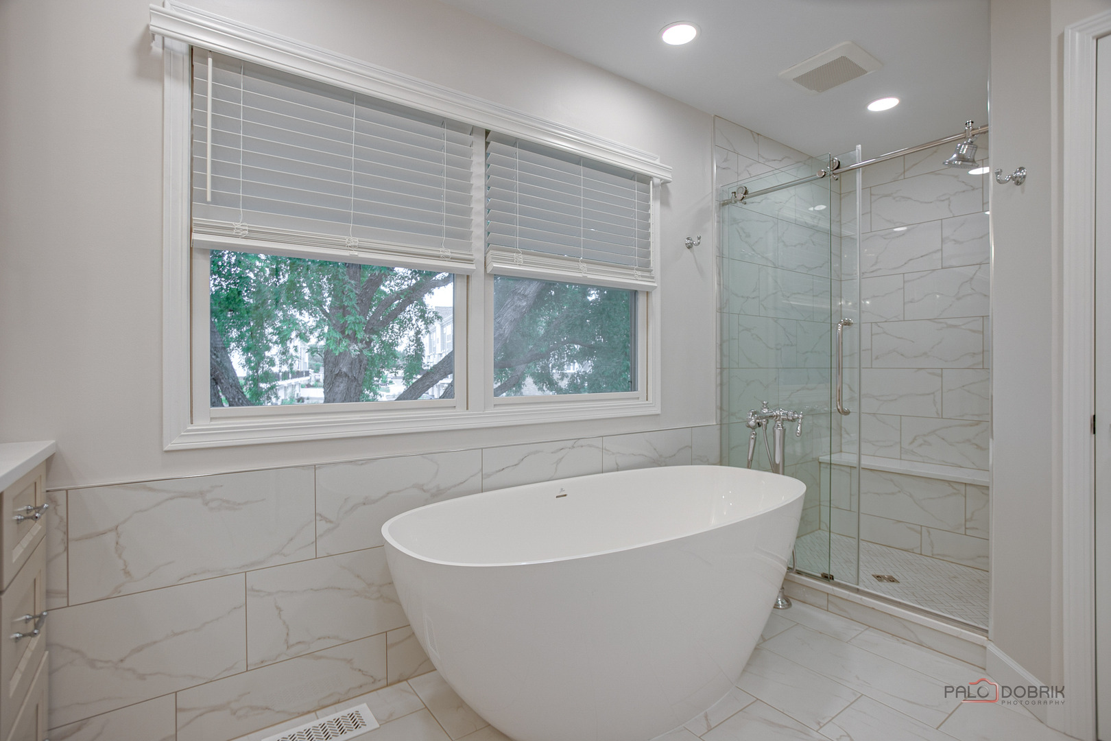 176 Adler Drive Property Photo 7