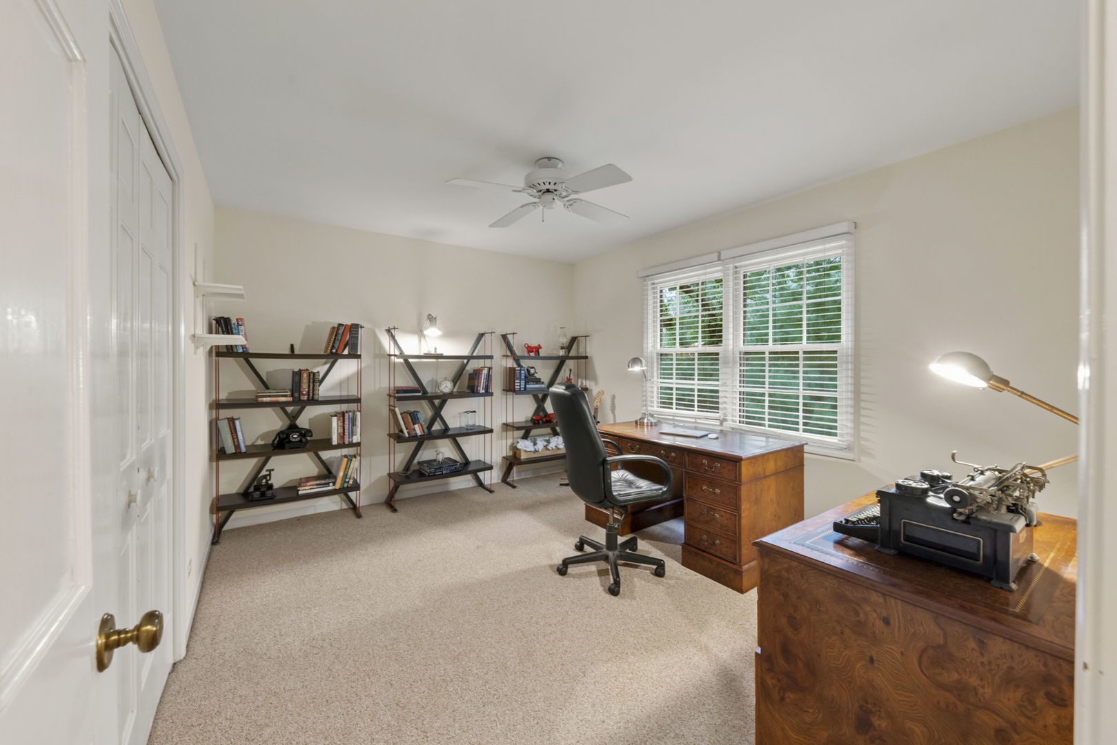 1245 Yorkshire Woods Court Property Photo 17