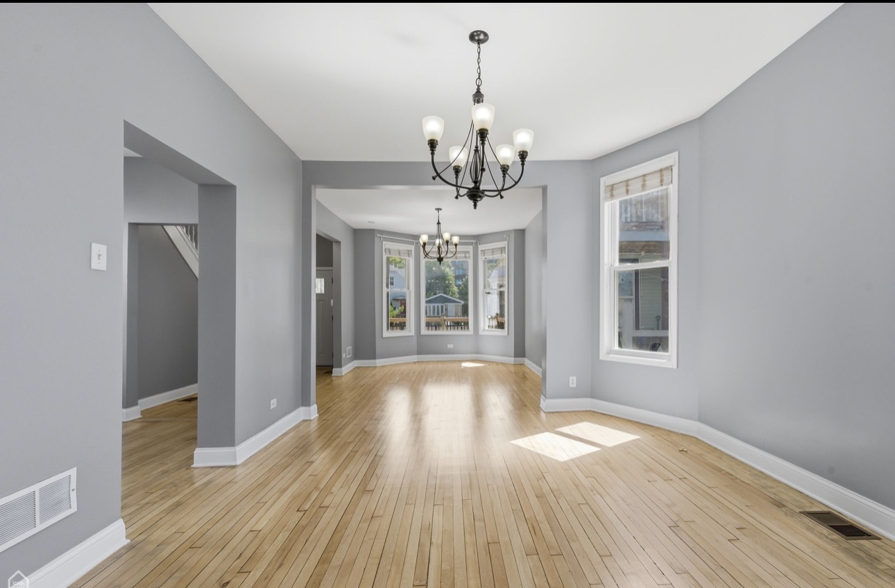 3726 W Mclean Avenue Property Photo 9