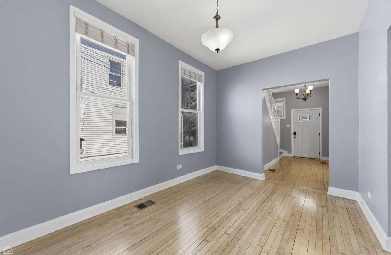 3726 W Mclean Avenue Property Photo 9