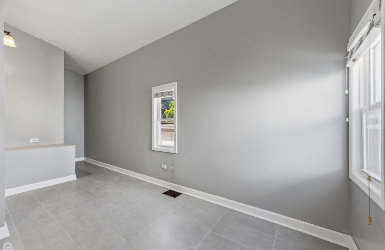 3726 W Mclean Avenue Property Photo 15