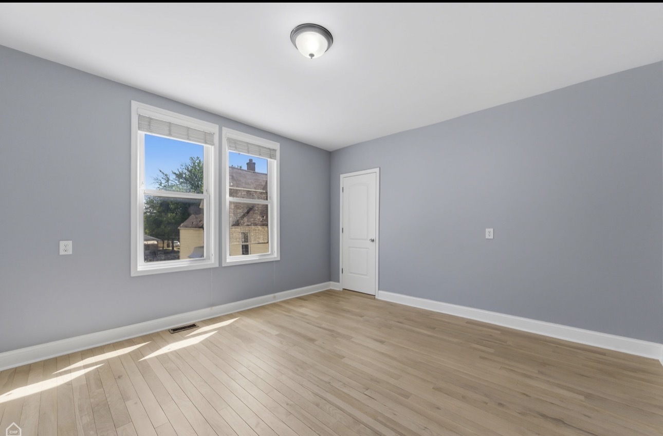 3726 W Mclean Avenue Property Photo 17