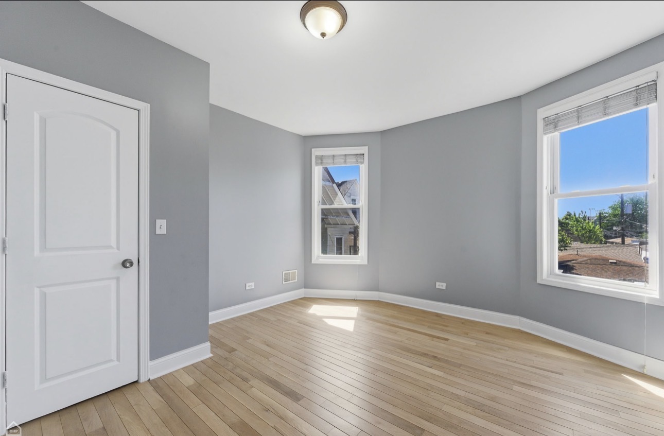3726 W Mclean Avenue Property Photo 18