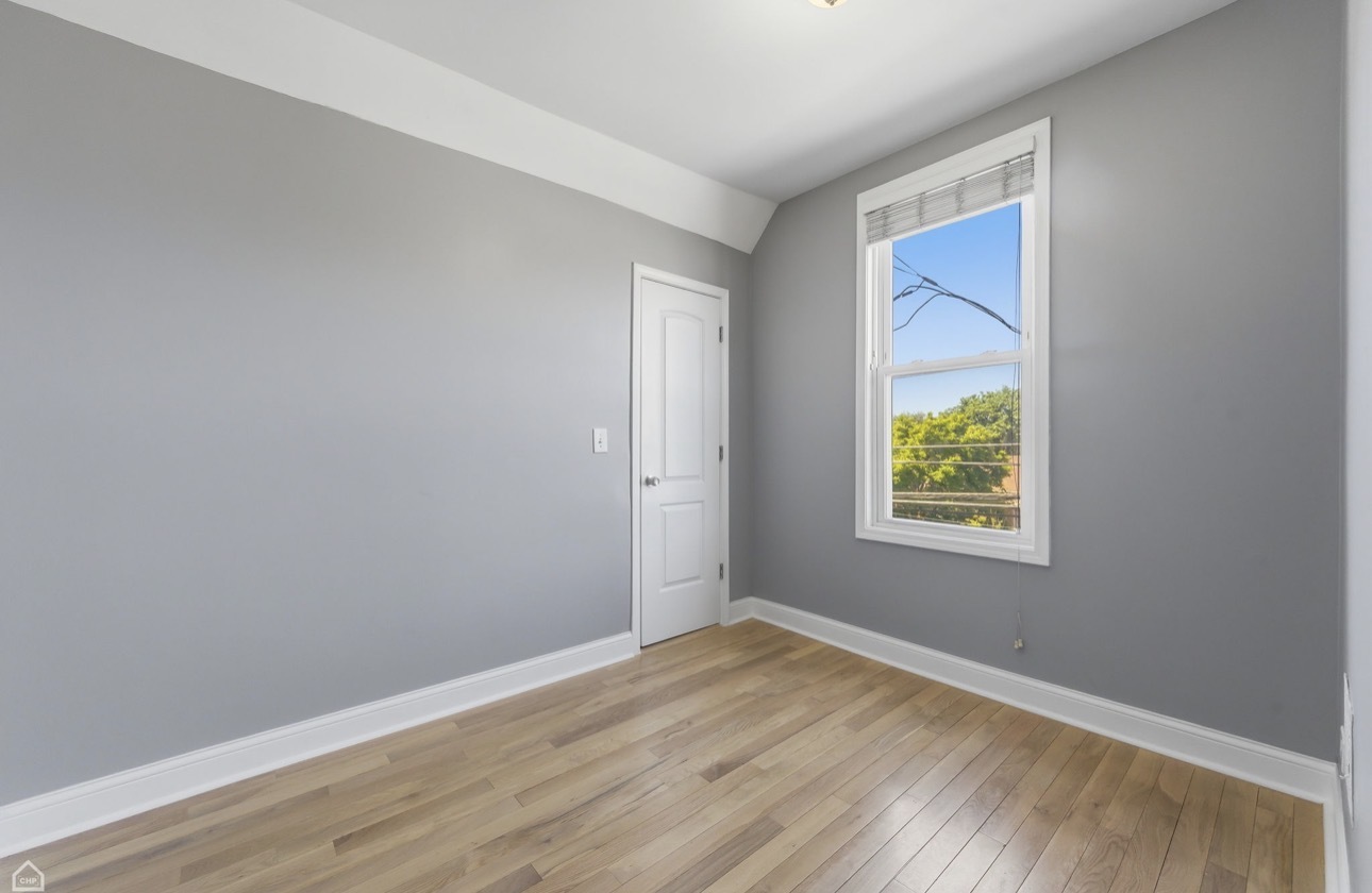 3726 W Mclean Avenue Property Photo 19