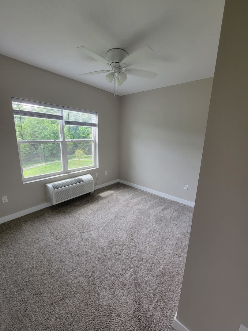 1156 Devils Glen Road 308 Property Photo 5