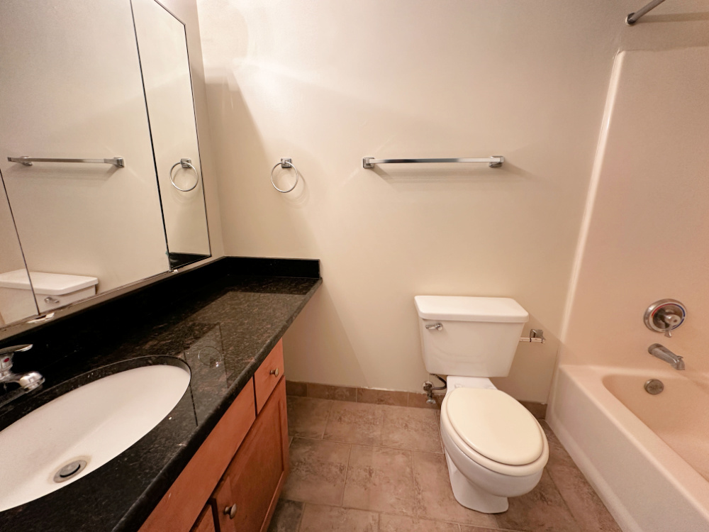 1340 Brook Street M Property Photo 6