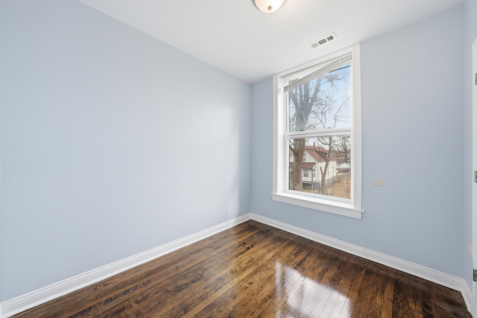 7242 S May Street 2 Property Photo 5