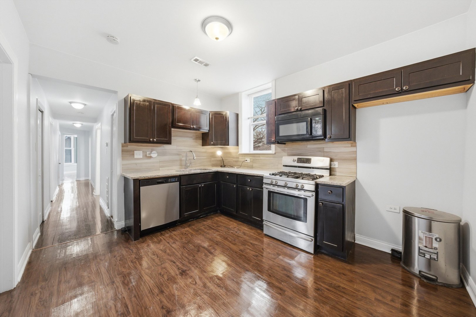 7242 S May Street 2 Property Photo 8