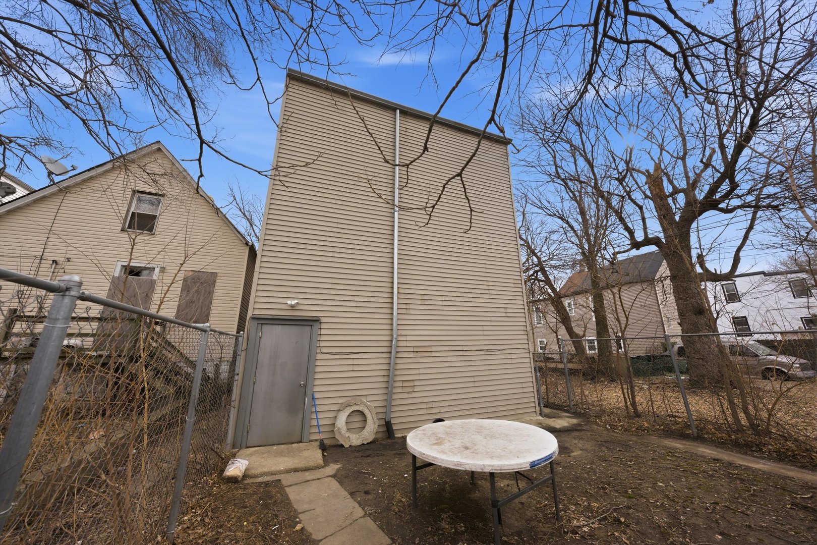 7242 S May Street 2 Property Photo 11