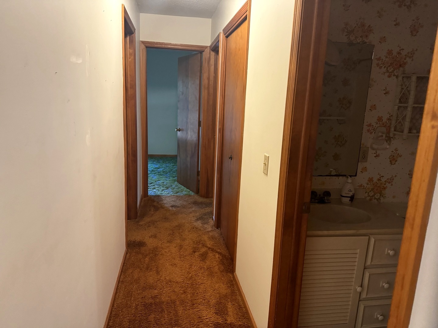 1641 Willow Way Property Photo 7