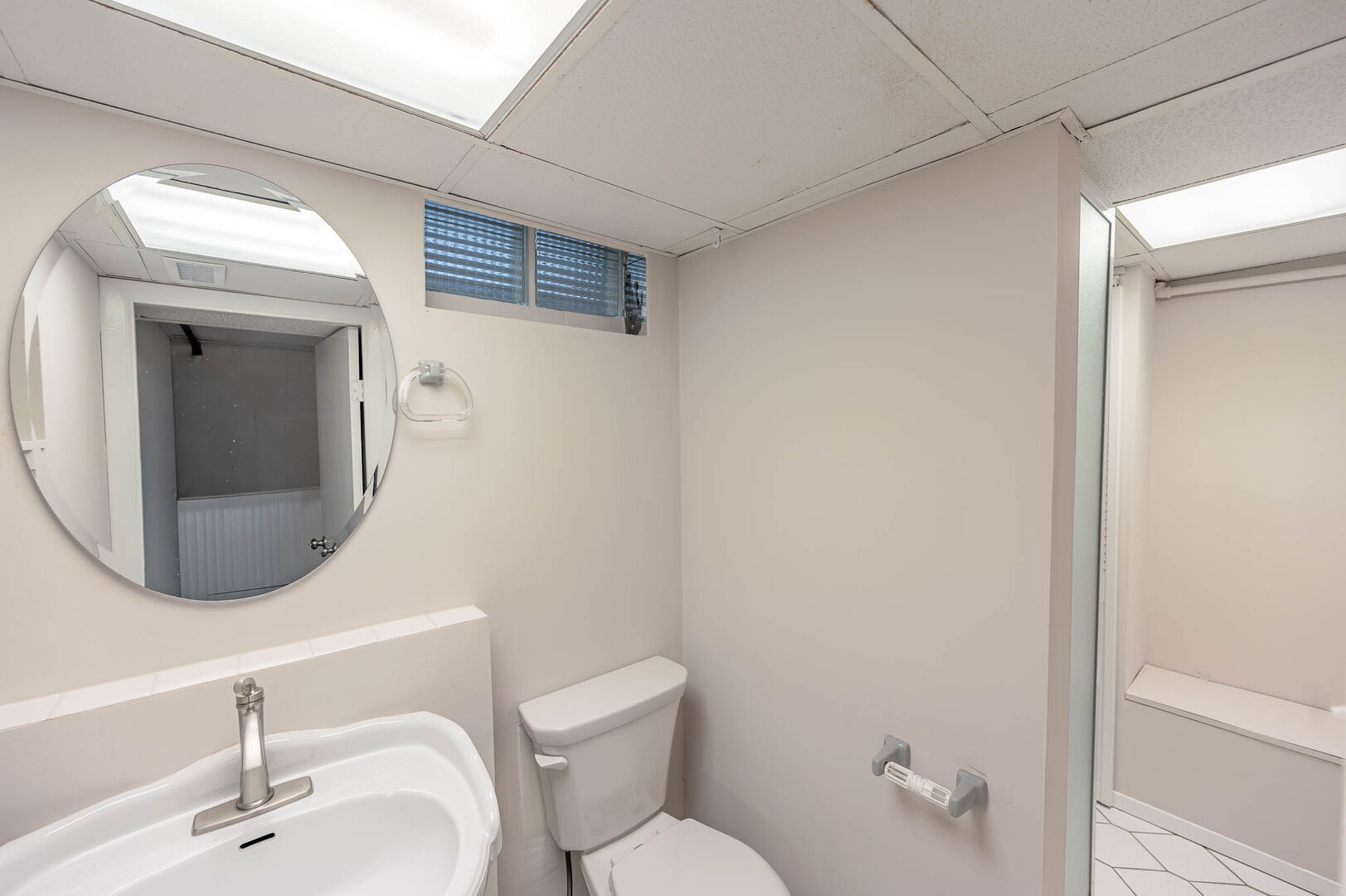 2517 N Elmwood Avenue Property Photo 12