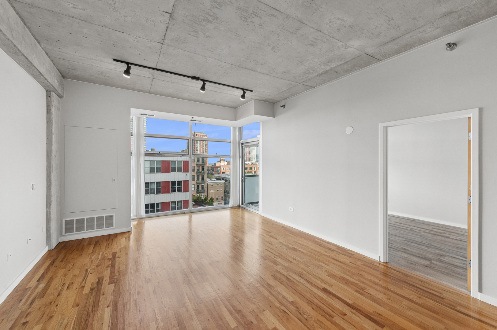 1620 S Michigan Avenue 710 Property Photo 3