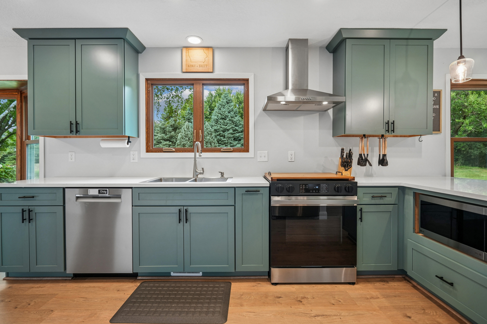 4200 Tanglewood Road Property Photo 10
