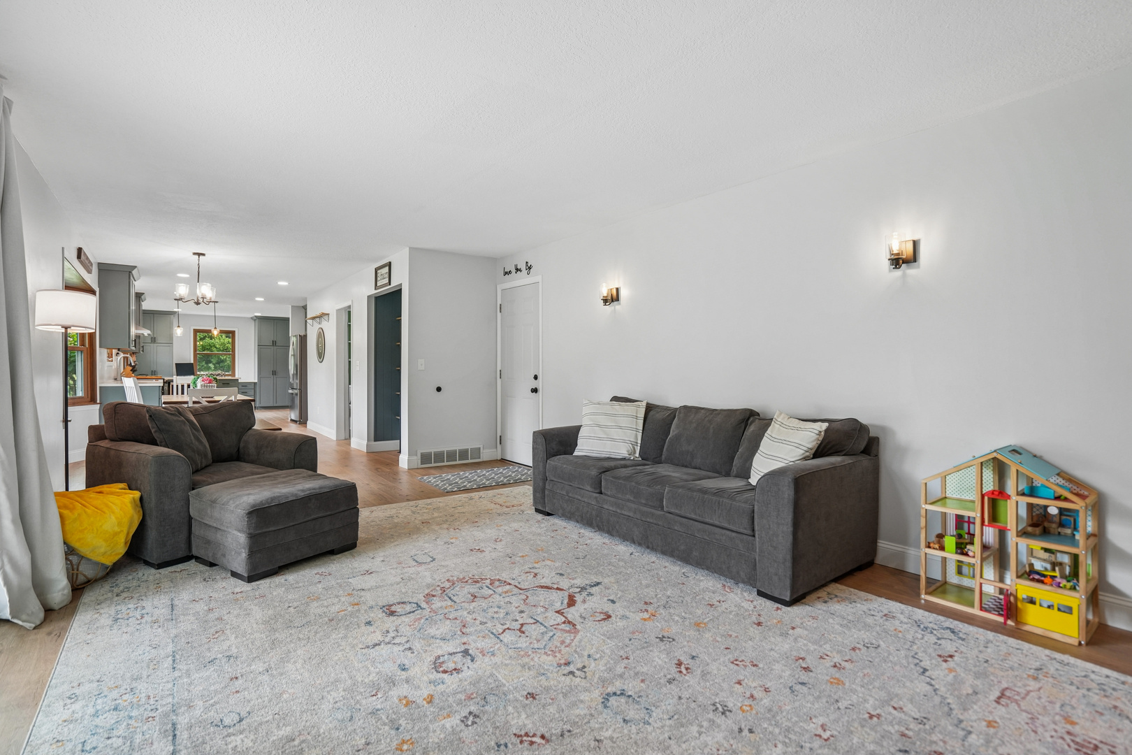 4200 Tanglewood Road Property Photo 15