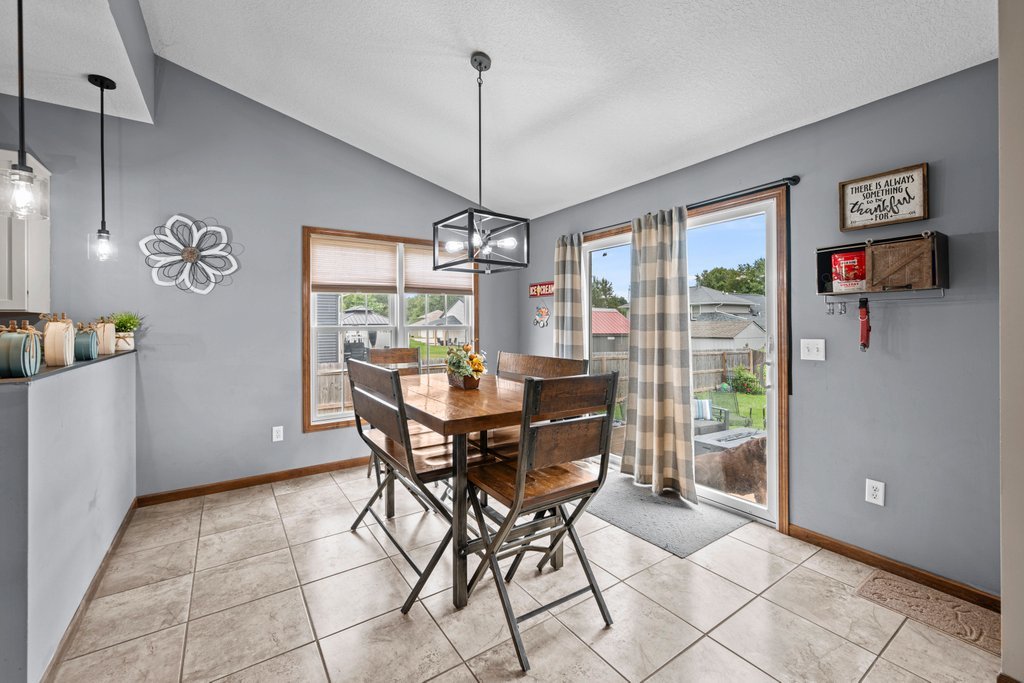 1301 9th Avenue Property Photo 17