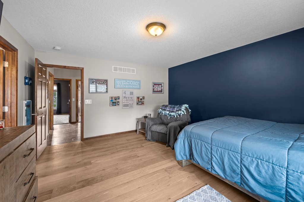 1301 9th Avenue Property Photo 25