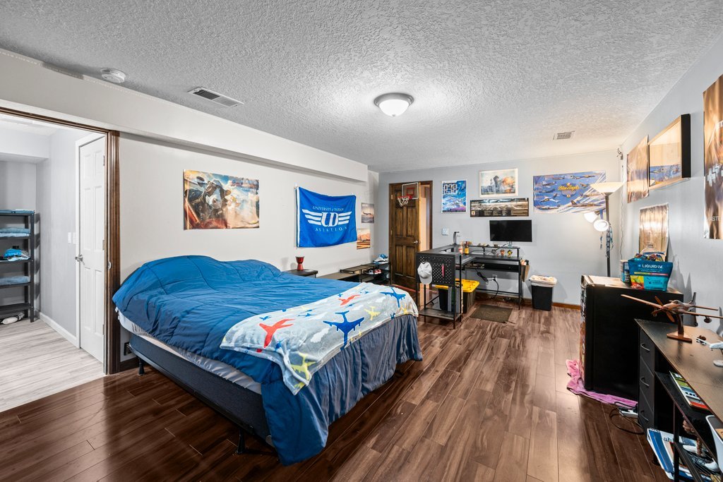 1301 9th Avenue Property Photo 39