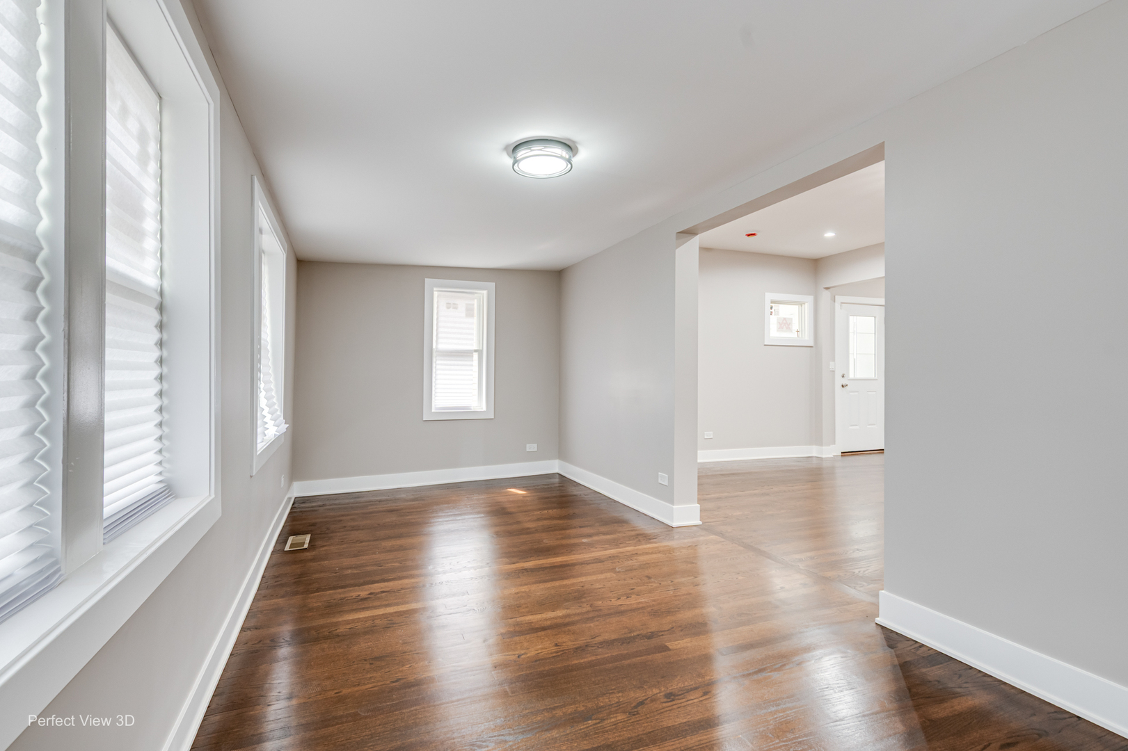1128 N Lockwood Avenue Property Photo 3