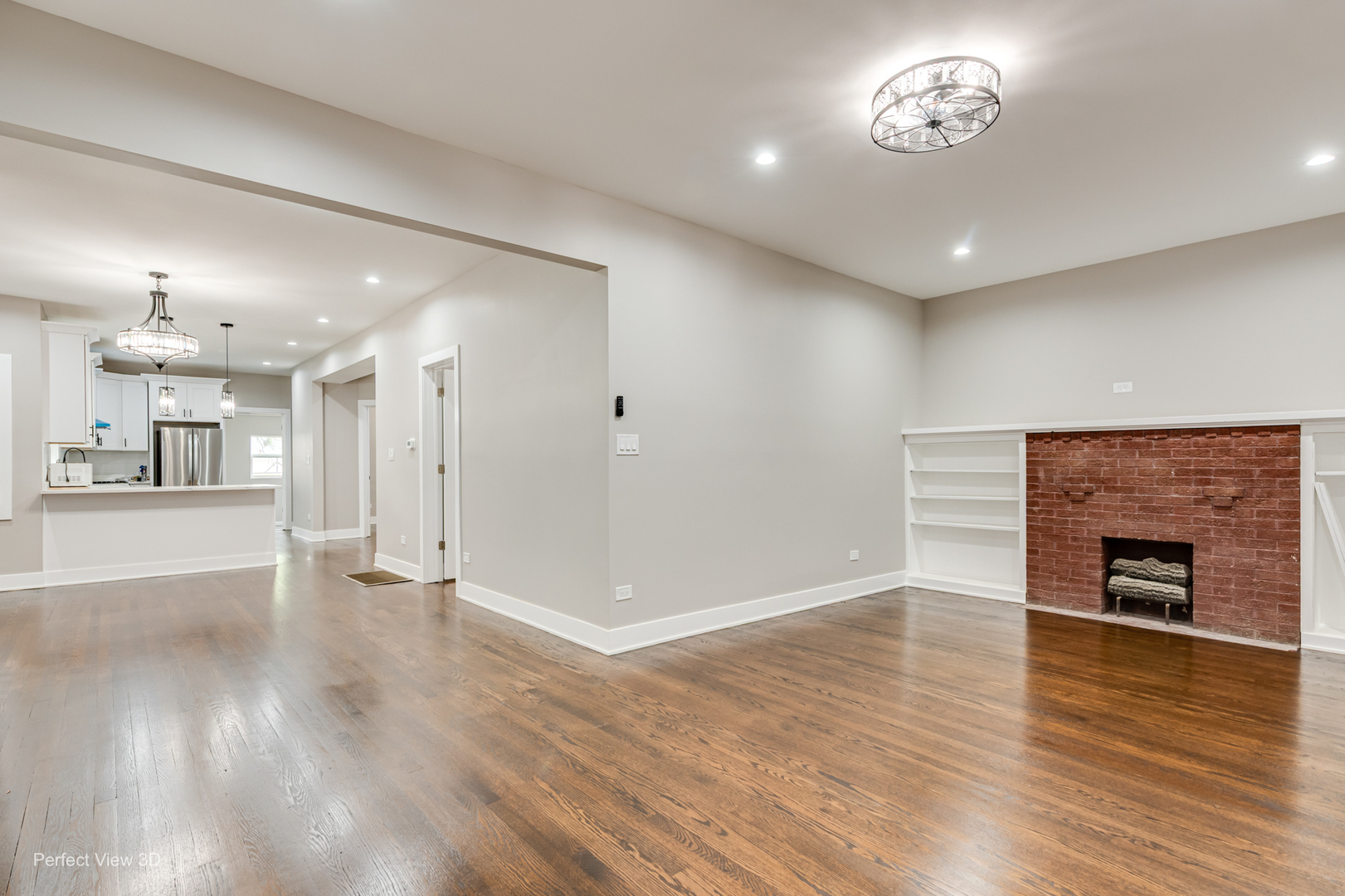 1128 N Lockwood Avenue Property Photo 5