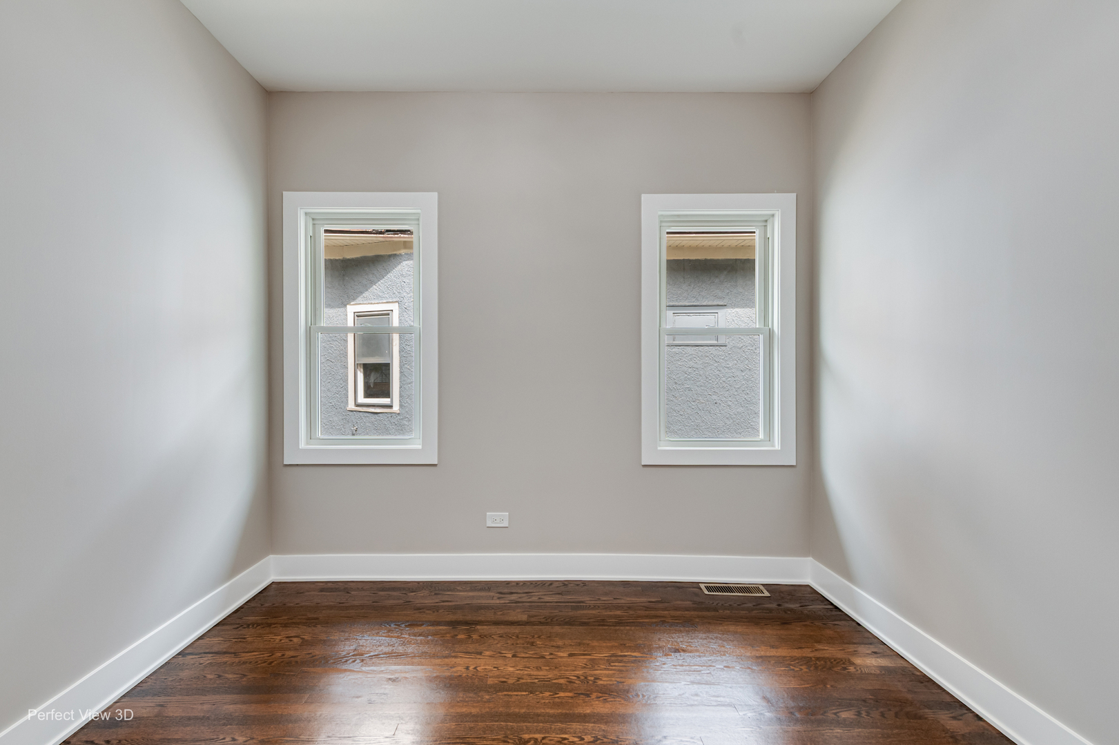 1128 N Lockwood Avenue Property Photo 12