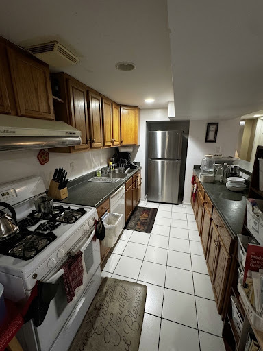 8646 Gross Point Road Property Photo 17