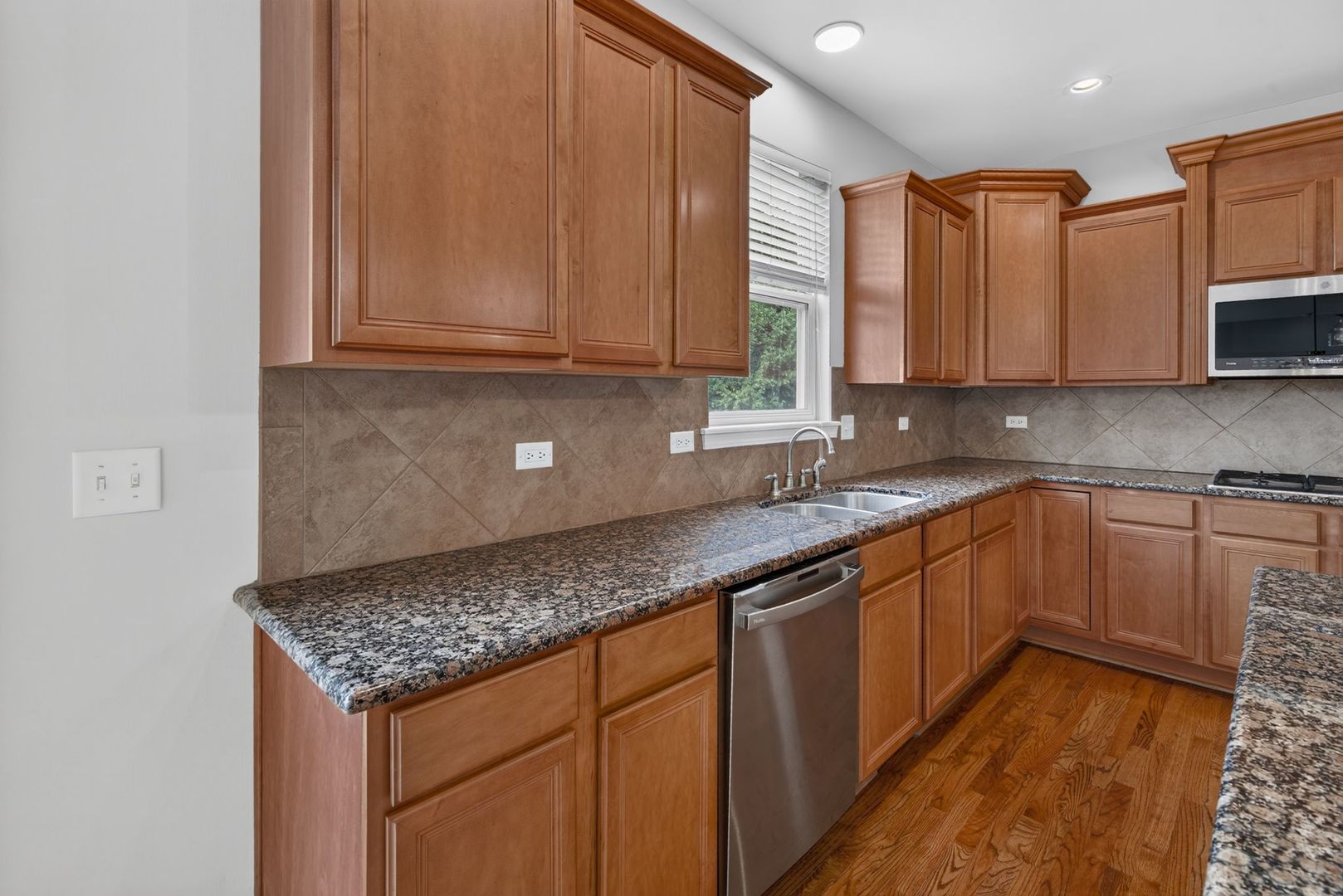 16055 Selfridge Circle Property Photo 14