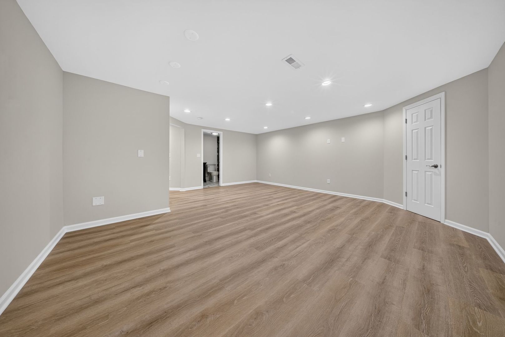 16055 Selfridge Circle Property Photo 43