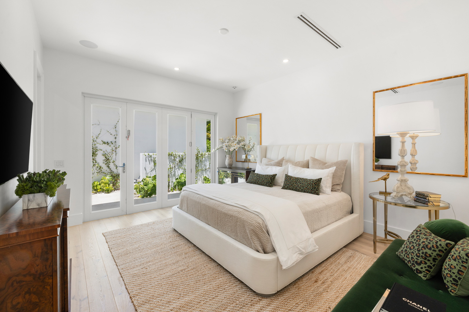 757 Broad Court Property Photo 24