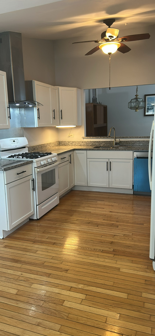 127 Villa Way 127 Property Photo 4