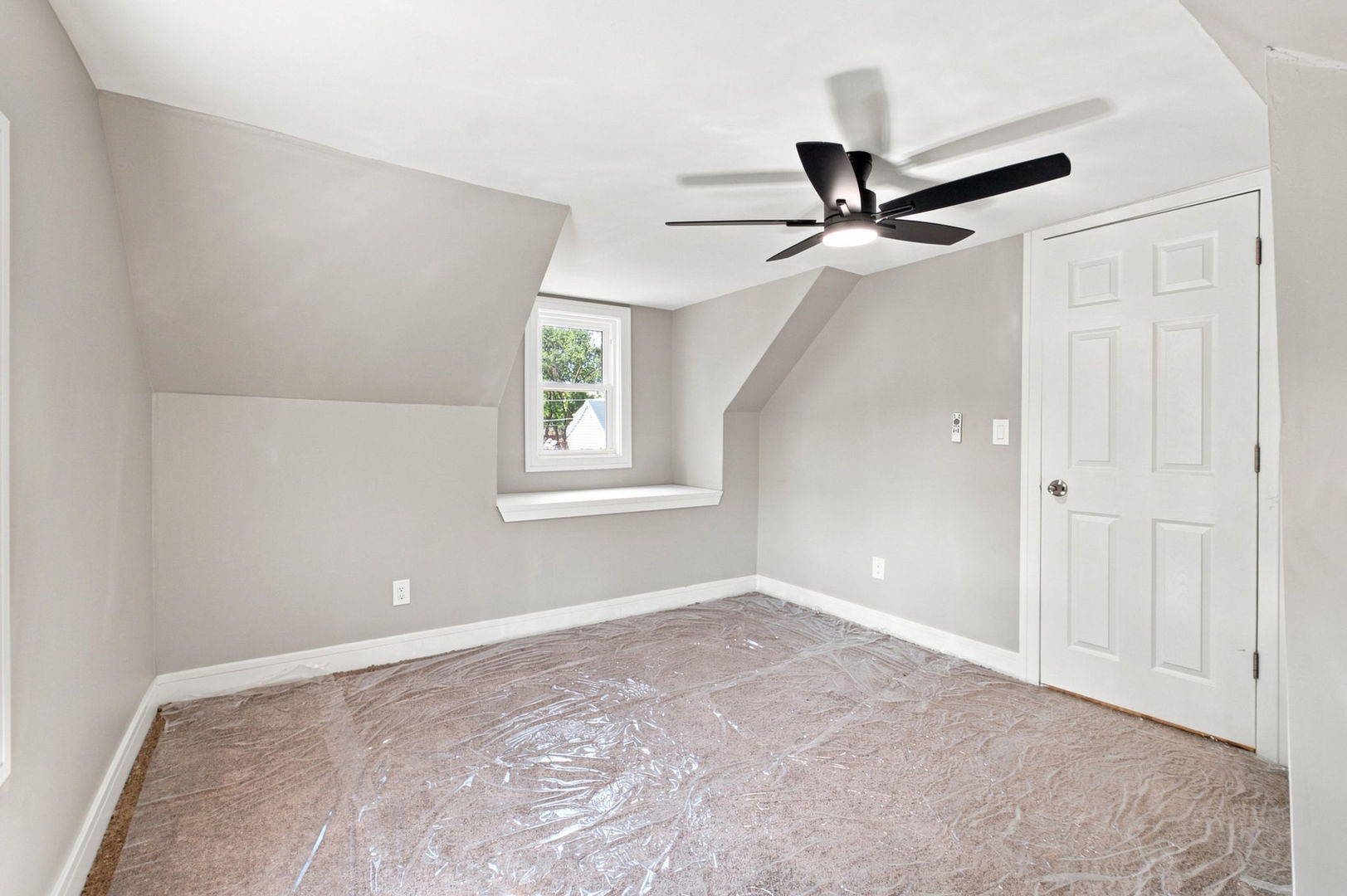 14441 Knox Avenue Property Photo 19