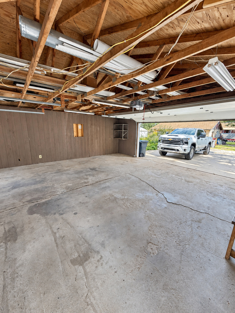 202 E 1st Street Property Photo 48