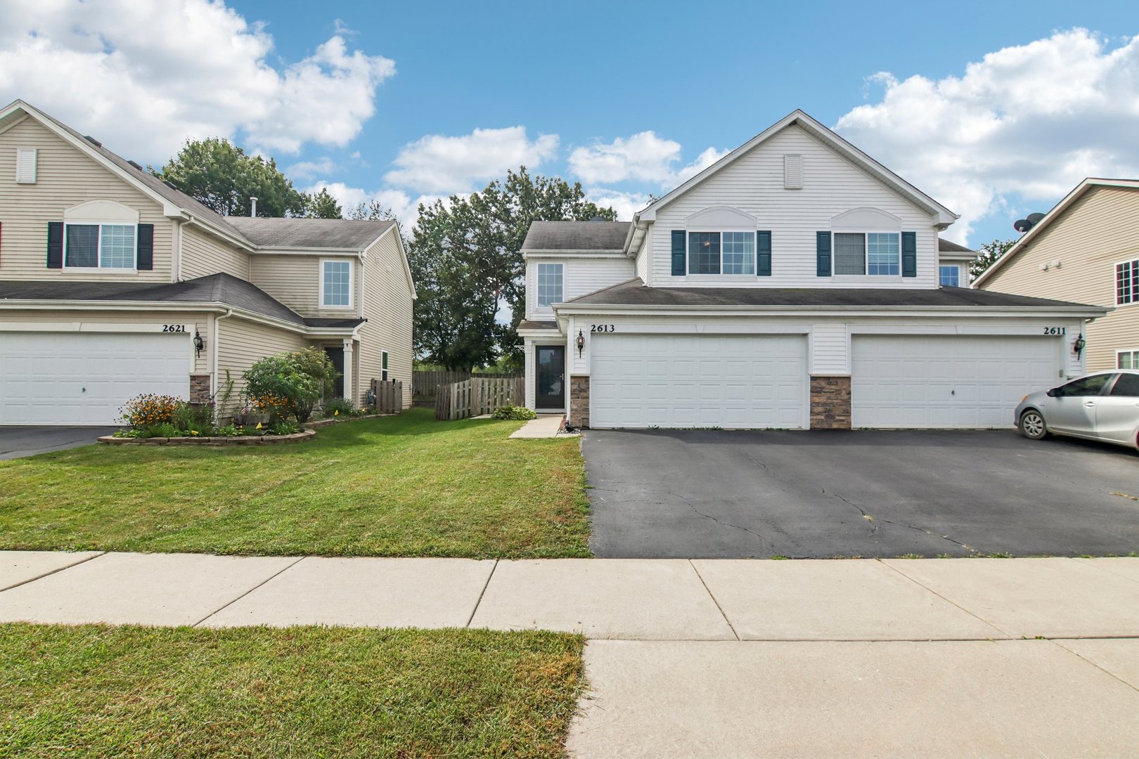 2613 Hearthstone Drive Property Photo 1