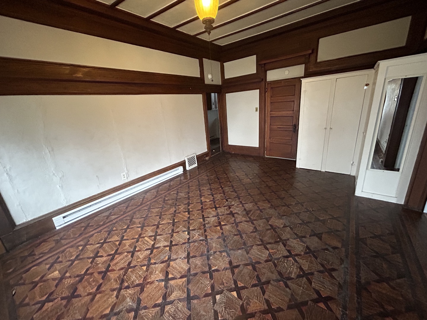 1218 N Walnut Street Property Photo 10