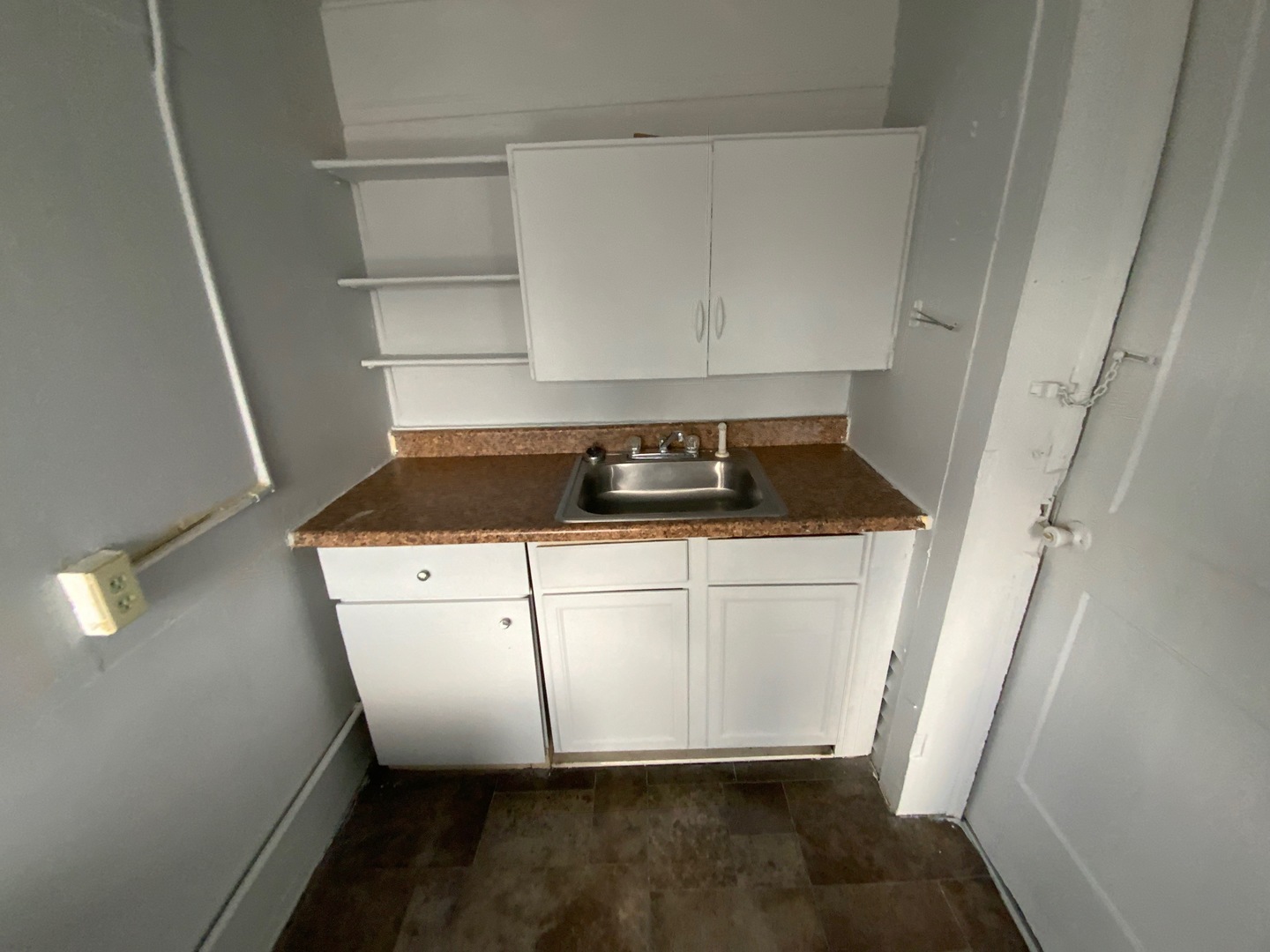 1218 N Walnut Street Property Photo 12
