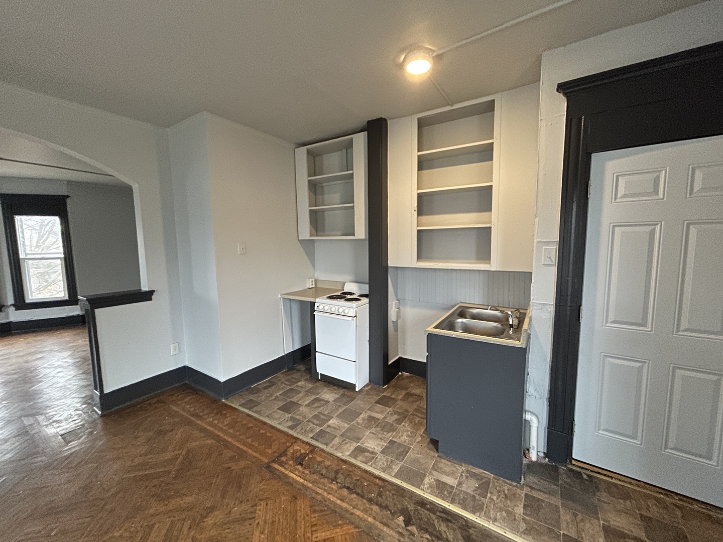 1218 N Walnut Street Property Photo 15
