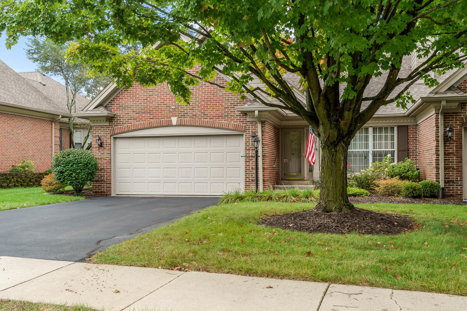 2932 Troon Court Property Photo 2