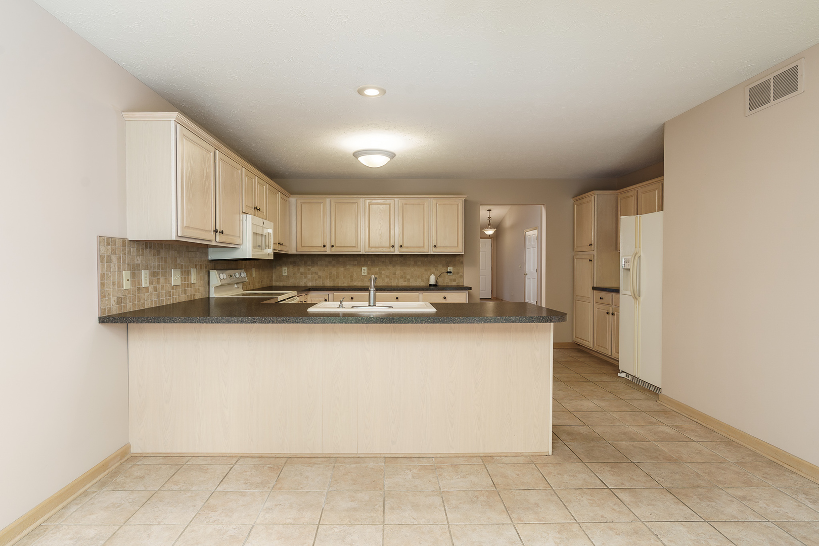 2932 Troon Court Property Photo 16