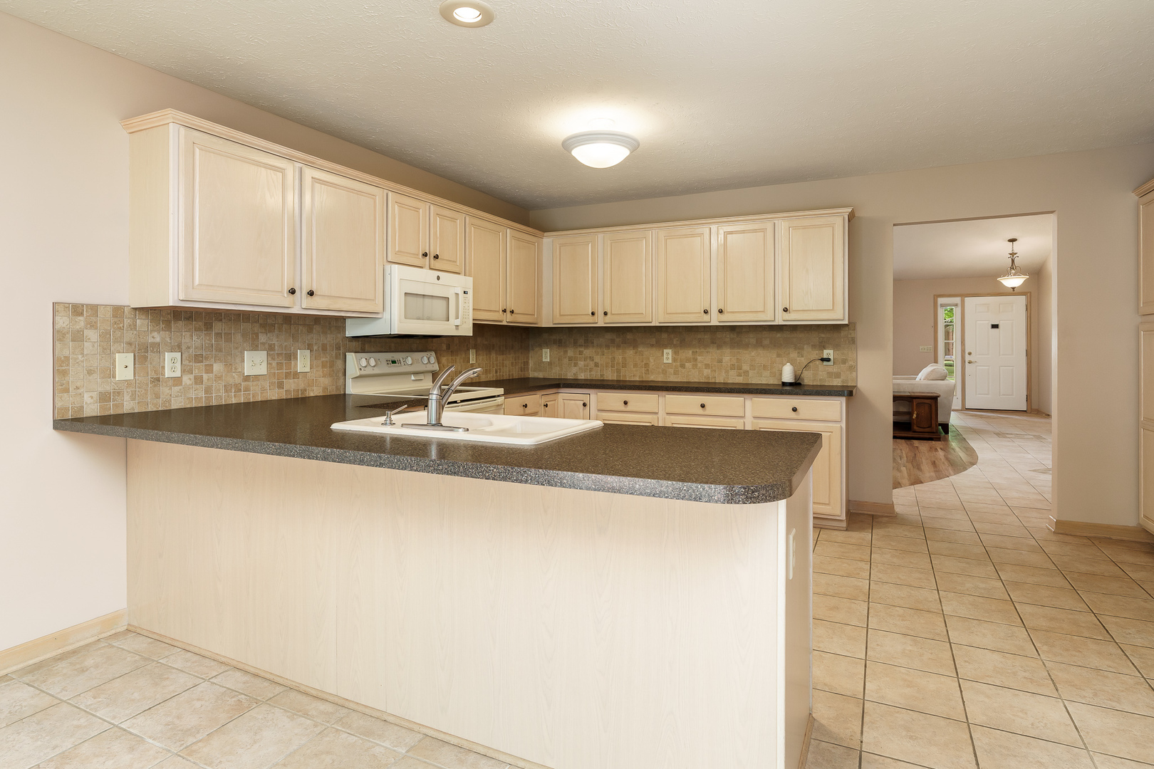 2932 Troon Court Property Photo 17
