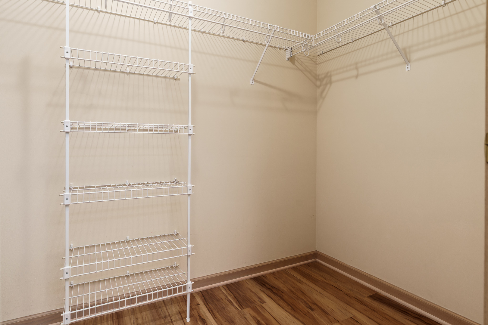 2932 Troon Court Property Photo 28